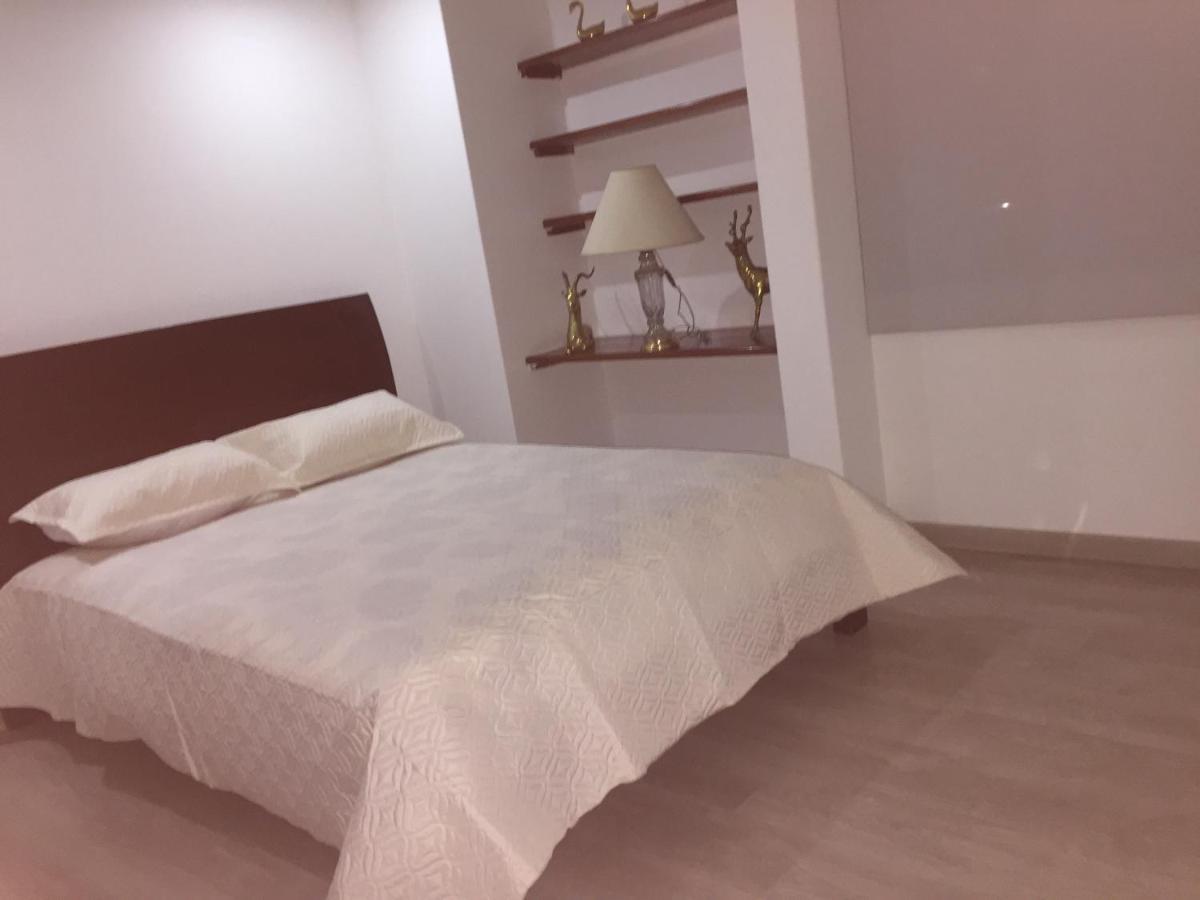 Apartamento Comodo , Grande En Poblado Medellin