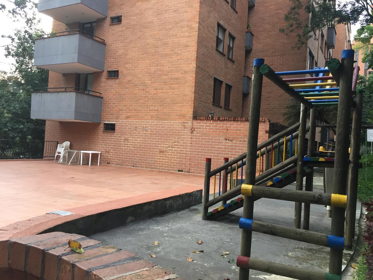 Apartamento Comodo , Grande En Poblado * Medellin