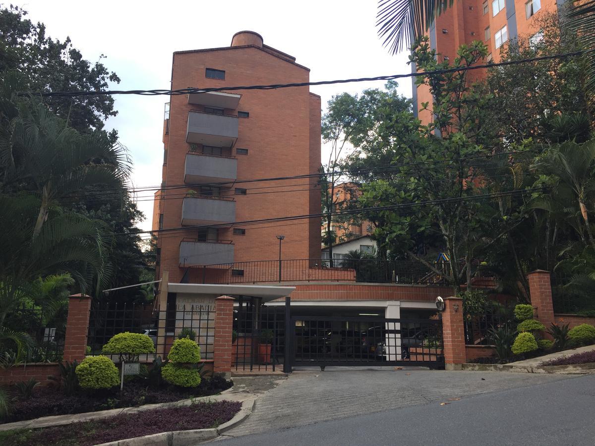 Apartment Apartamento Comodo , Grande En Poblado Medellin