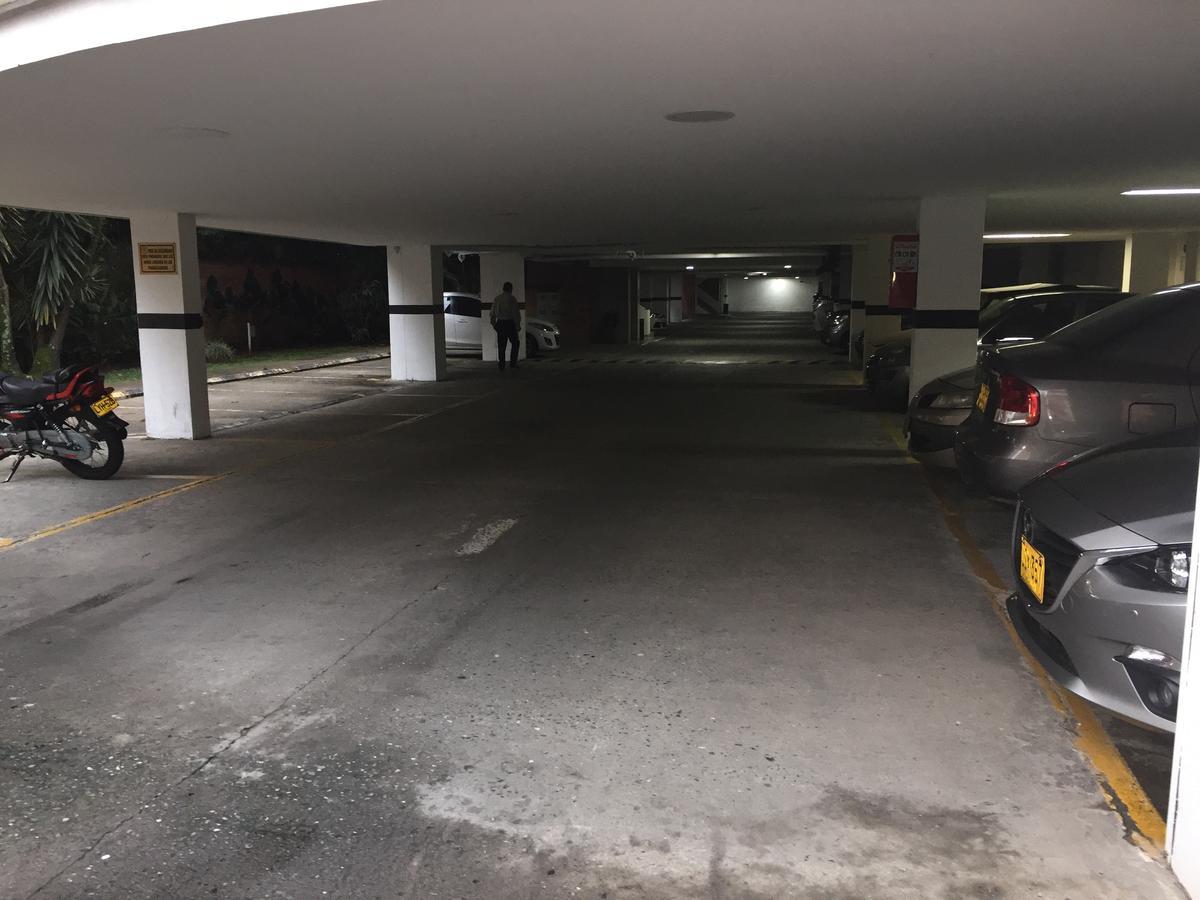 Apartamento Comodo , Grande En Poblado *