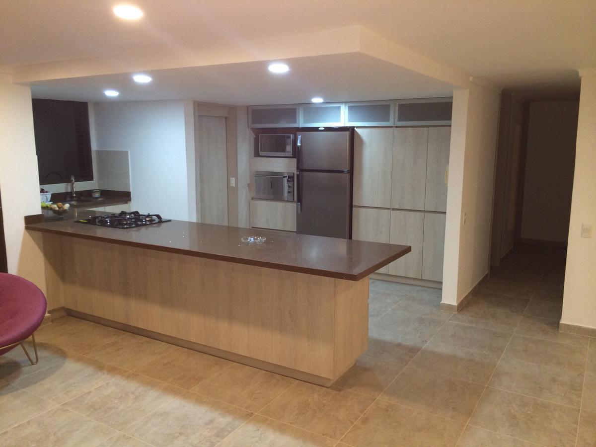 Apartamento Comodo , Grande En Poblado Apartment